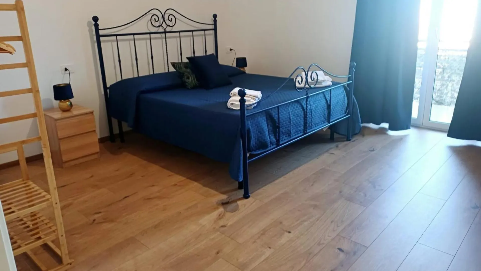 Vesuvio&Partenope Naples Apartment