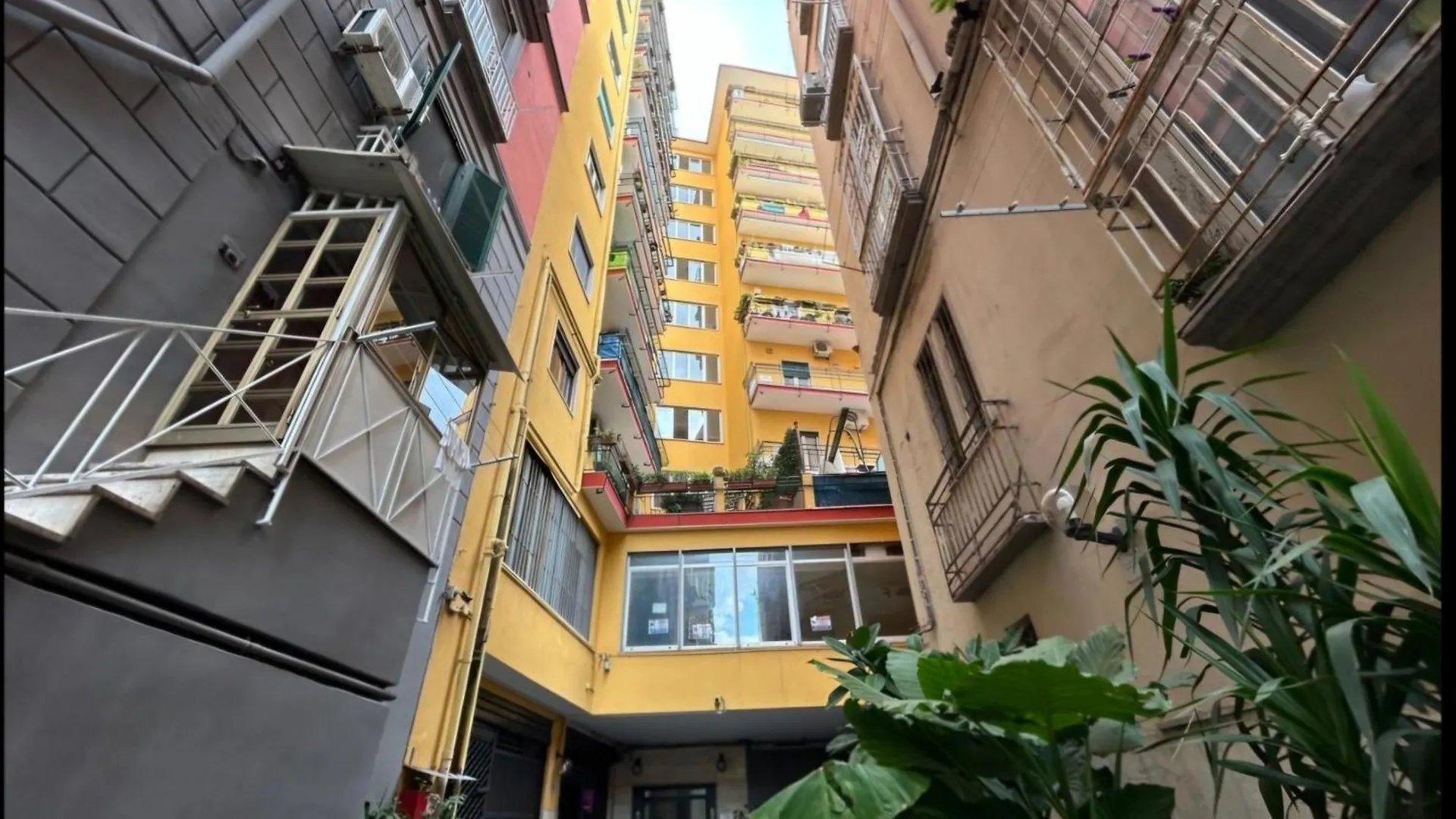 Vesuvio&Partenope Naples Apartment